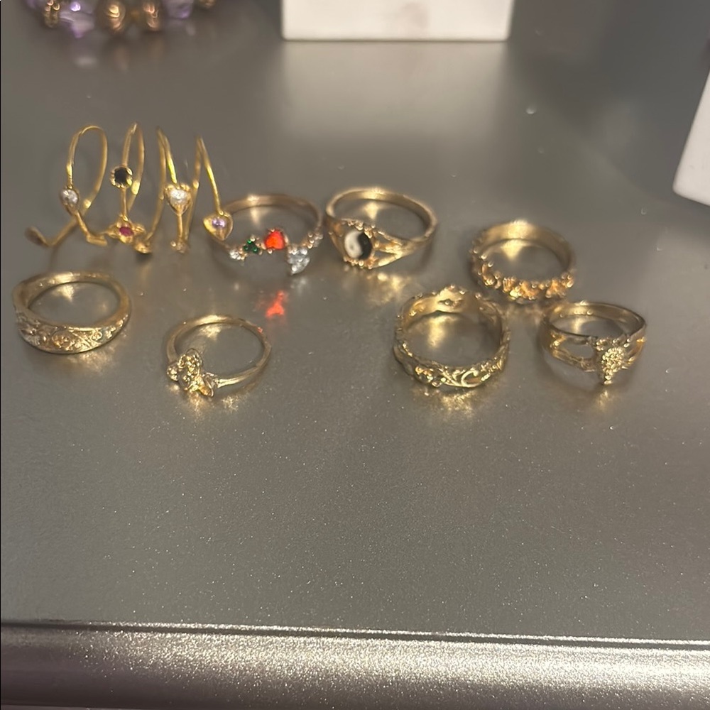 Elegant Gold Ring Set for Women